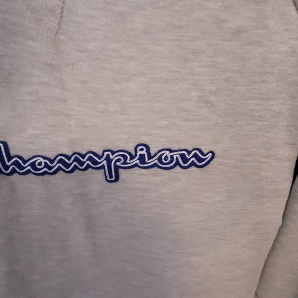 Champion sweatshirt - Picture 3 of 6